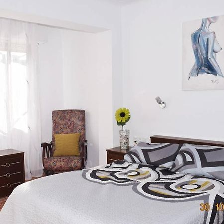 Apartamento En El Centro De Аликанте Екстериор снимка