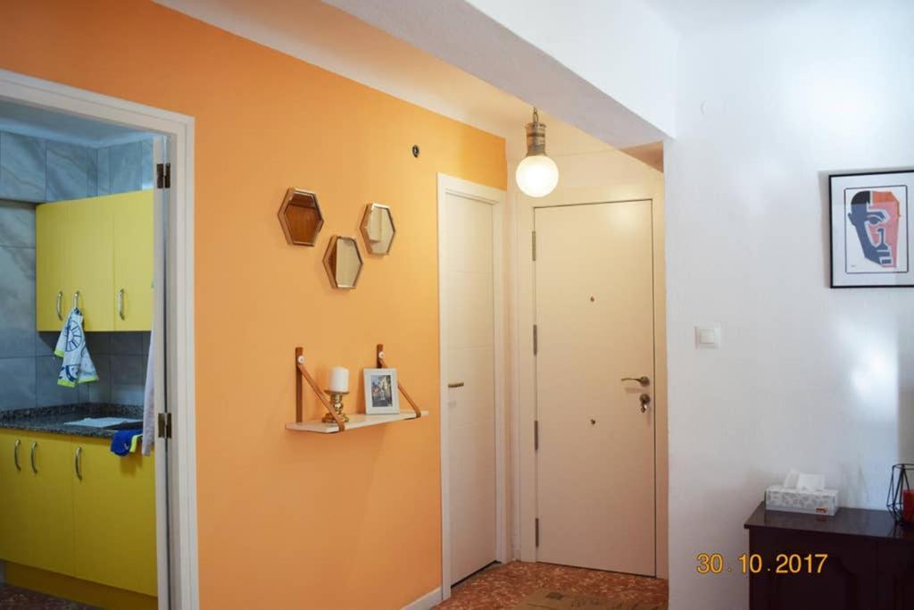 Apartamento En El Centro De Аликанте Екстериор снимка