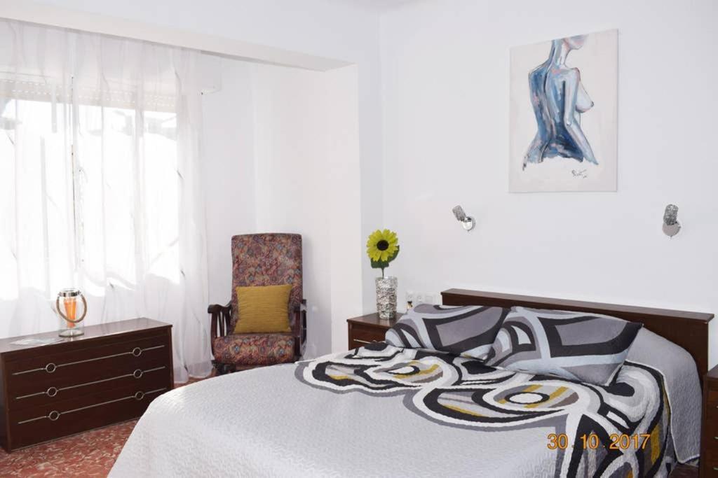 Apartamento En El Centro De Аликанте Екстериор снимка